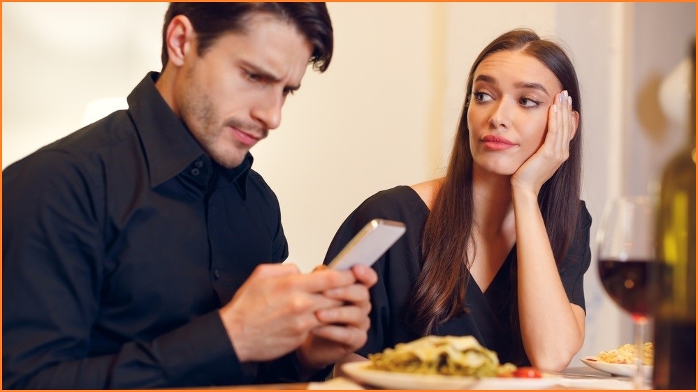 Phubbing How Snubbing Your Loved Ones For Your Phone Can Do More